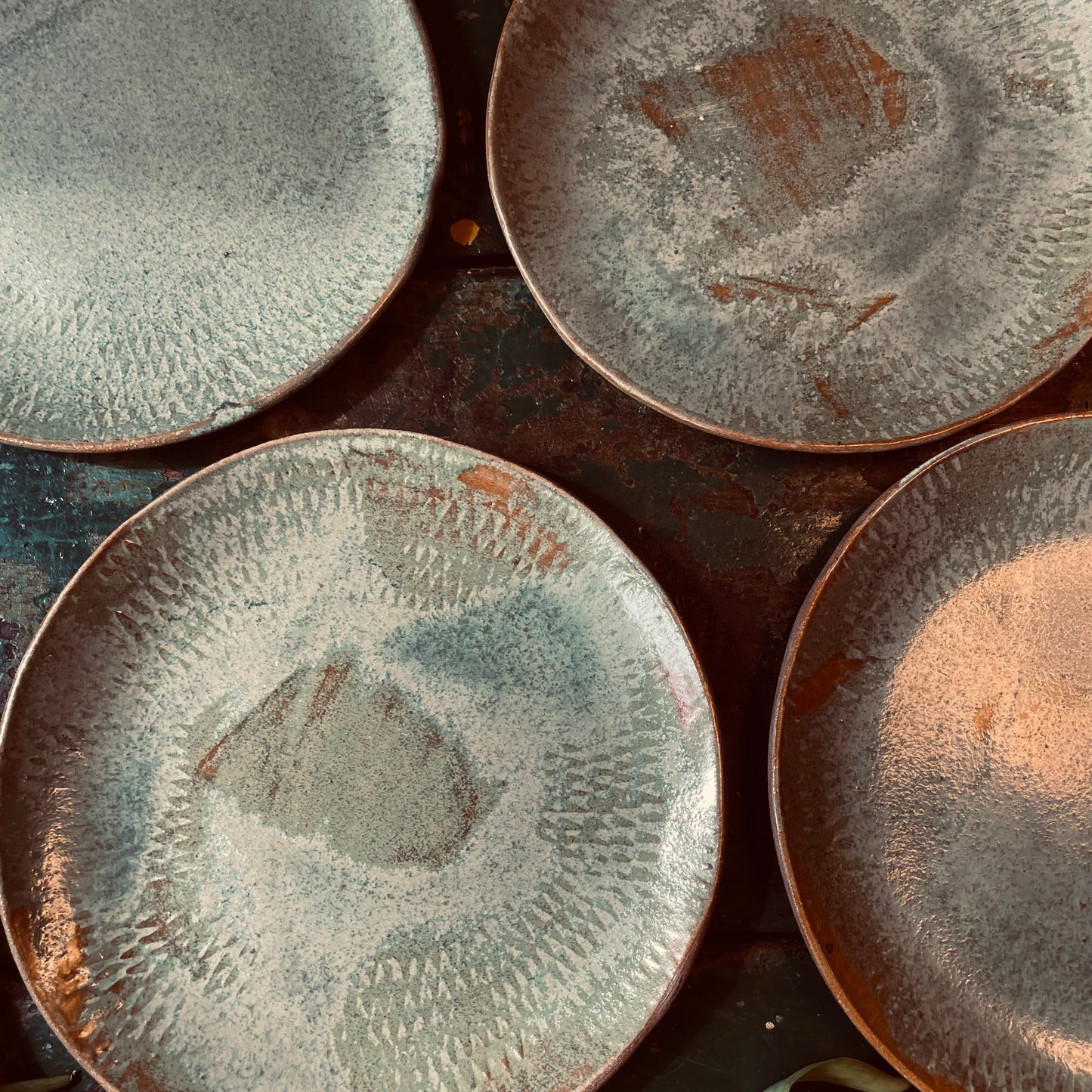 Set of four dessert plate